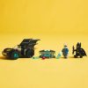 LEGO® DC: 76301 Batman és a Batmobile vs. Mr. Freeze